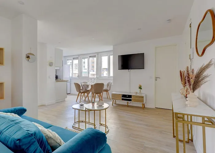114 - Cozy Apartment In Buttes Chaumont